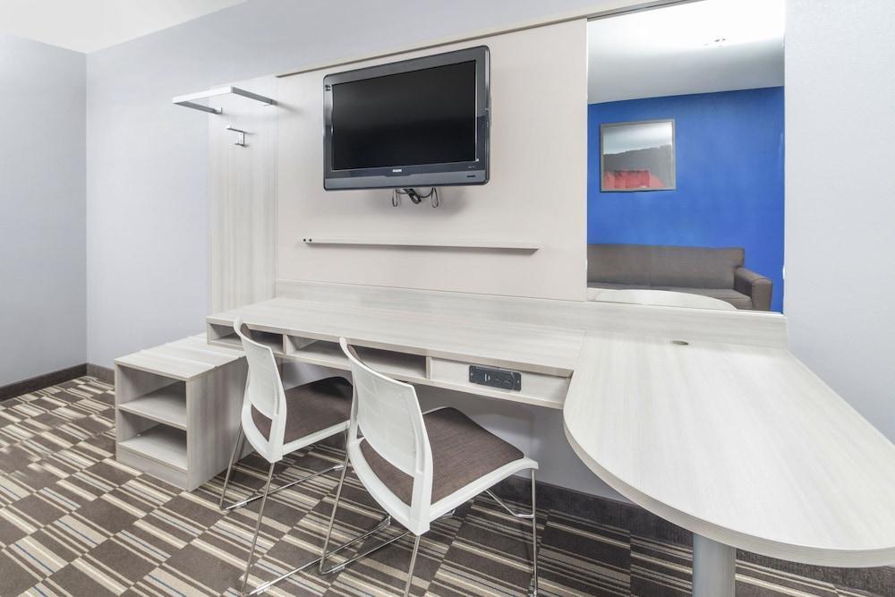 Microtel Inn & Suites By Wyndham Bethel/Danbury Eksteriør billede
