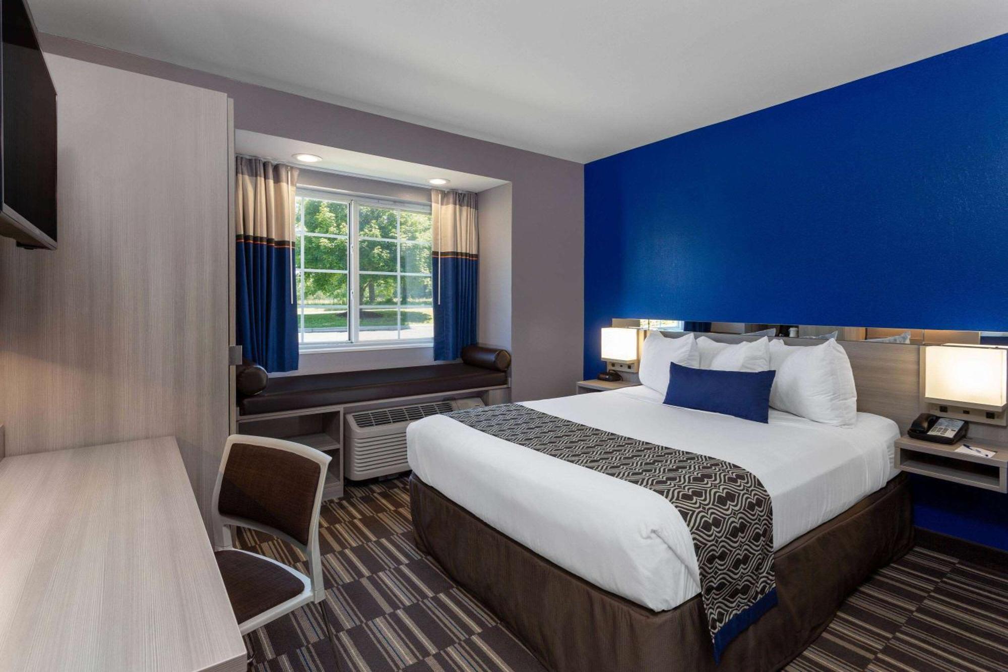 Microtel Inn & Suites By Wyndham Bethel/Danbury Eksteriør billede